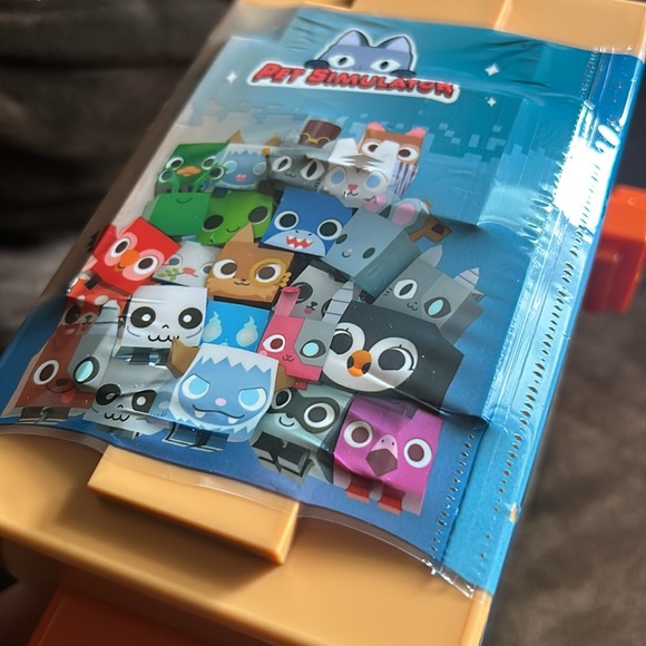 NWT Pet Simulator X Collector Bundle Corgi Legendary & Exclusive DLC Cards 2023 - Picture 4 of 9